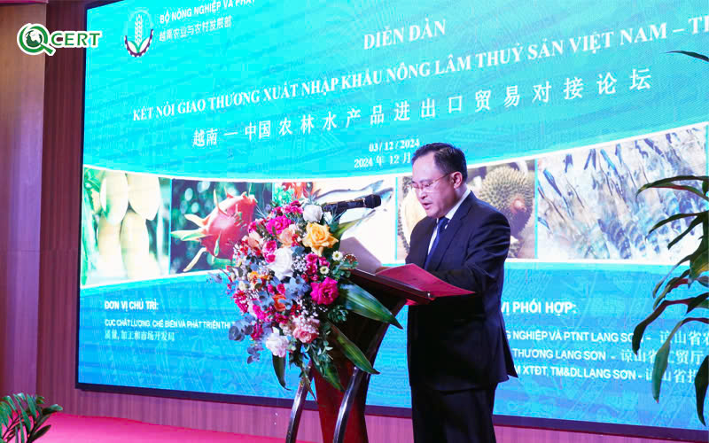 Các đại biểu tham dự "Diễn đàn kết nối giao thương xuất nhập khẩu nông, lâm, thủy sản Việt Nam - Trung Quốc"